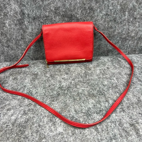 Vince Camuto Handbags - Vince Camuto Bold Red Crossbody Bag